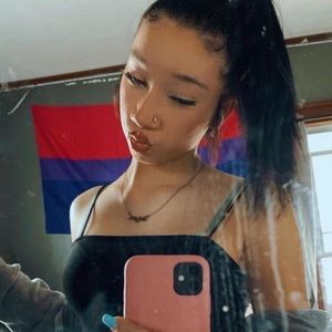 Meet your Posher, Chey